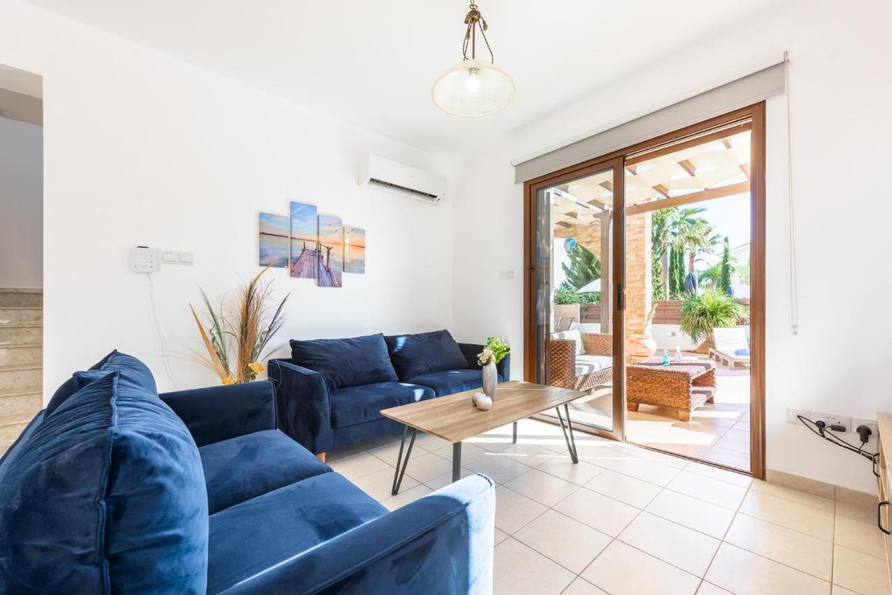 Villa Iris By Ezoria Villas Айя-Напа Экстерьер фото